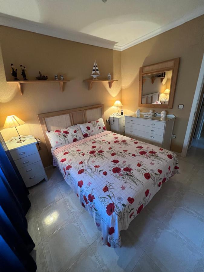 Chalet En La Barrosa, Piscina+Bbq+Grifo De Cerveza チクラナ・デ・ラ・フロンテーラ エクステリア 写真