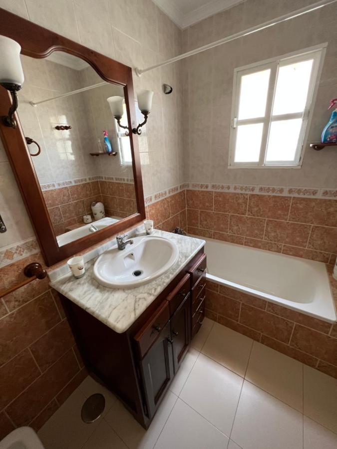 Chalet En La Barrosa, Piscina+Bbq+Grifo De Cerveza チクラナ・デ・ラ・フロンテーラ エクステリア 写真